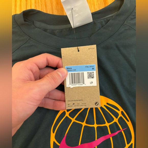 Nike soccer graphic tee - Picture 2 of 2